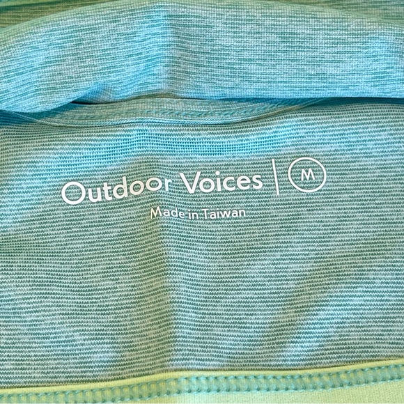 NWT Outdoor Voices Sports Bra Double Time in Green Mint Caribbean Size Medium - Picture 4 of 8